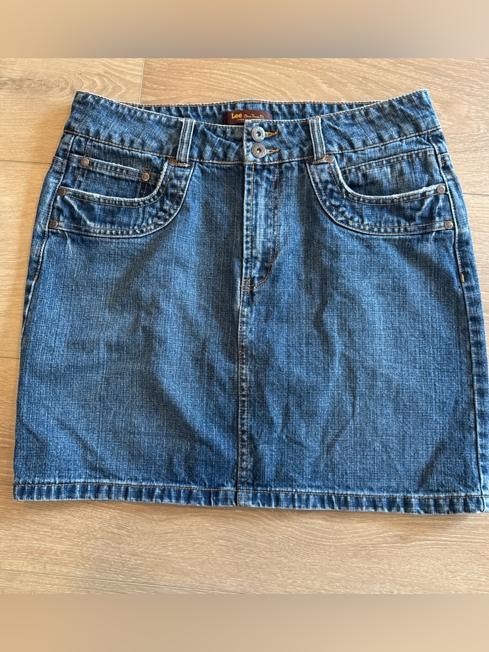 Lee One True Fit Blue Denim Straight Skirt 11/12M Above Knee Cotton Medium Wash